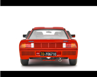 Lancia 037 Rally Stradale 1982 Rosso Laudoracing 1:18 Resinemodell (Türen, Motorhaube... nicht zu öffnen!)